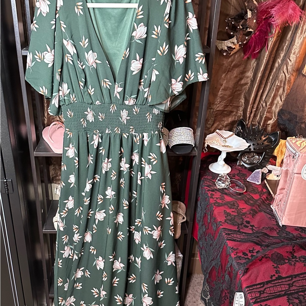 Baltic Born XXL - Floral Green Maxi Dress NWOT